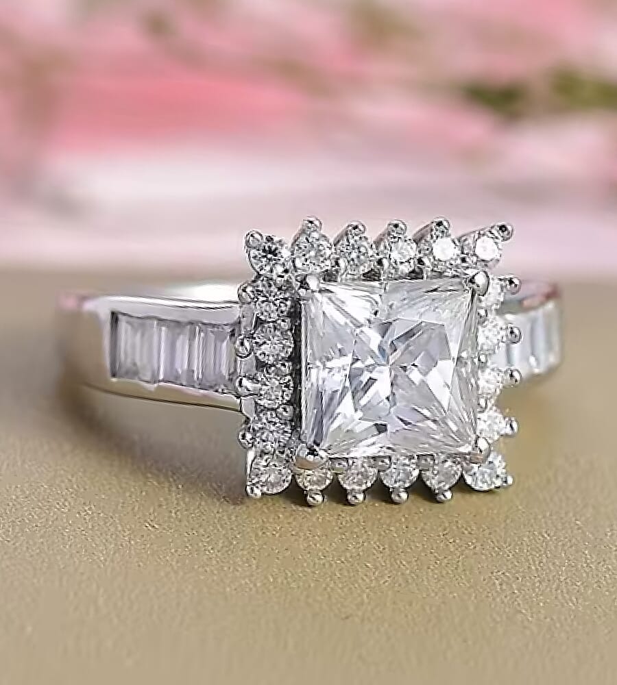 Moissanite