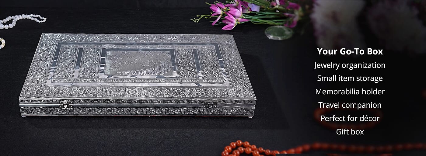 Elegance Meets Functionality Banner