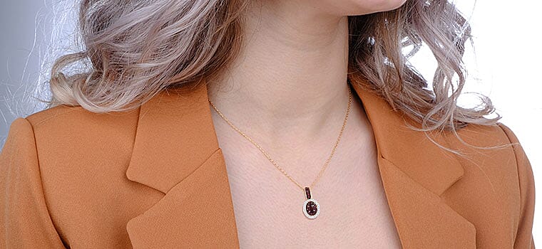 Anthill Garnet Pendant Necklace in Vermeil Rose Gold Over Sterling Silver Banner