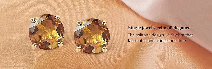 Single jewel's echo of elegance Banner