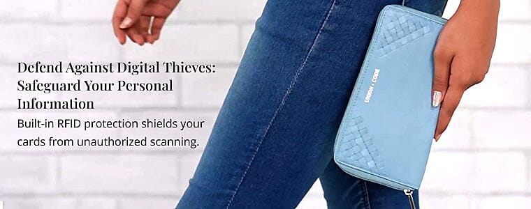 Zipper closure Banner