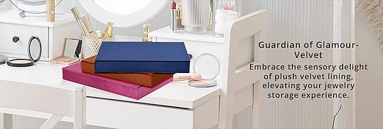 Velvet Ring Box  Banner