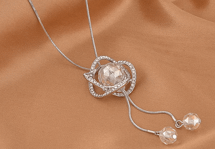 AUSTRIAN KRISTALL 53177 レア Austrian Crystal Cube Drop Earrings - 14K Gold Plated