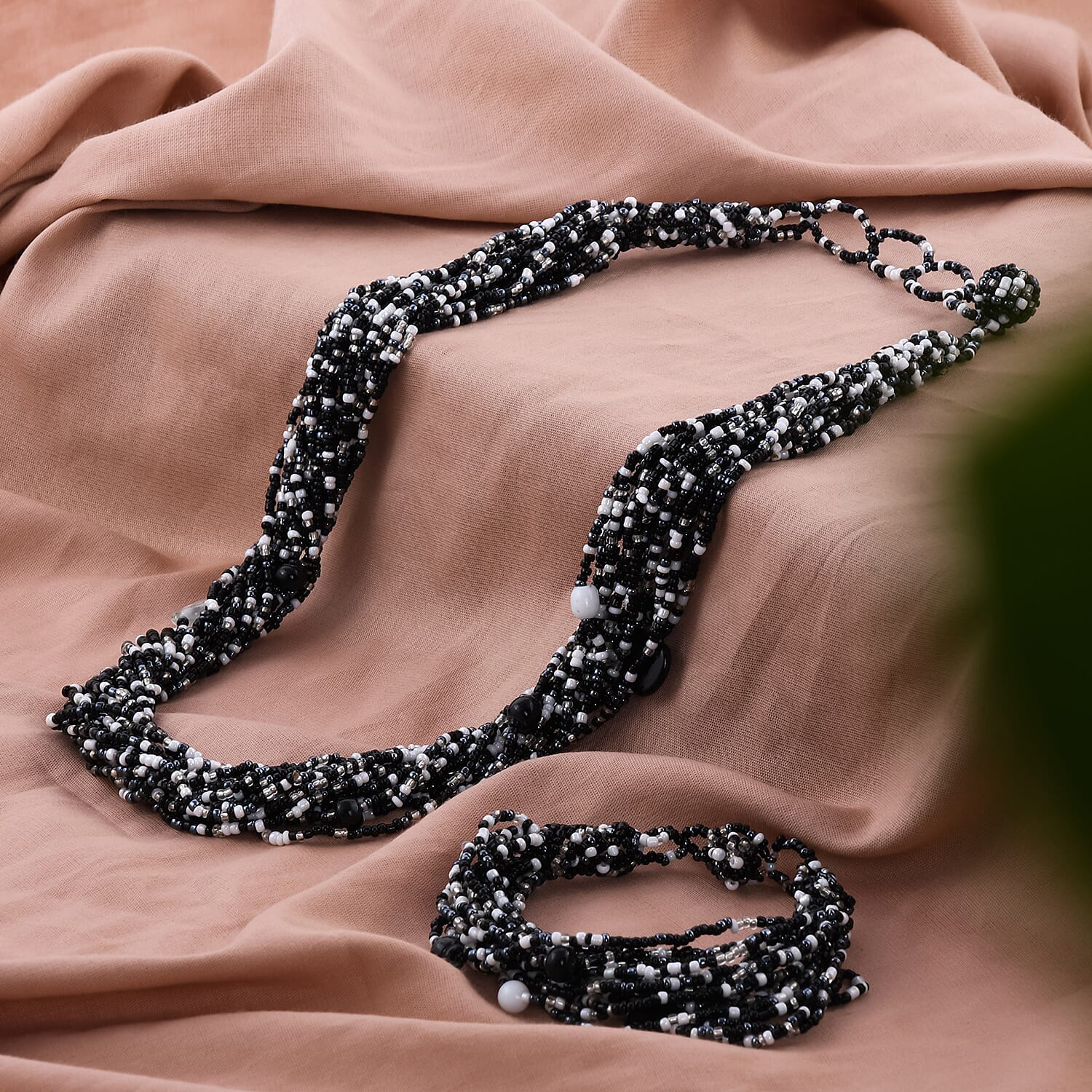 image-count https://image.shoplc.com/products/10/5/1056839/1056839_1.jpg