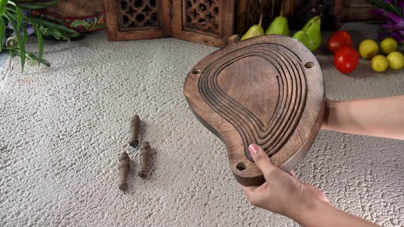 Mango Shape Hand carved Wooden Spring Tray with Small Legs, COLOR: Natural brown