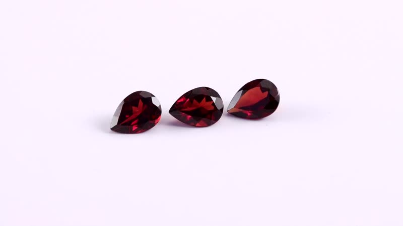 AA Mozambique Garnet Set of 3 (Pear 7x5 mm) 2.28 ctw Loose Gemstone