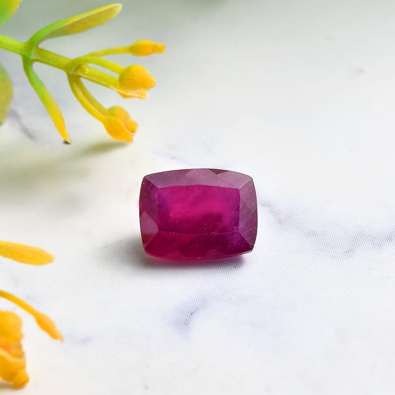 Niassa Ruby (FF) (Cush 10x8 mm) 3.71 ctw Loose Gemstone