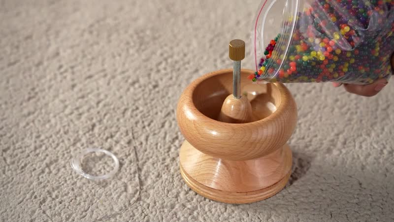 Pine Wood Bead Spinner with Stainless Steel Needle