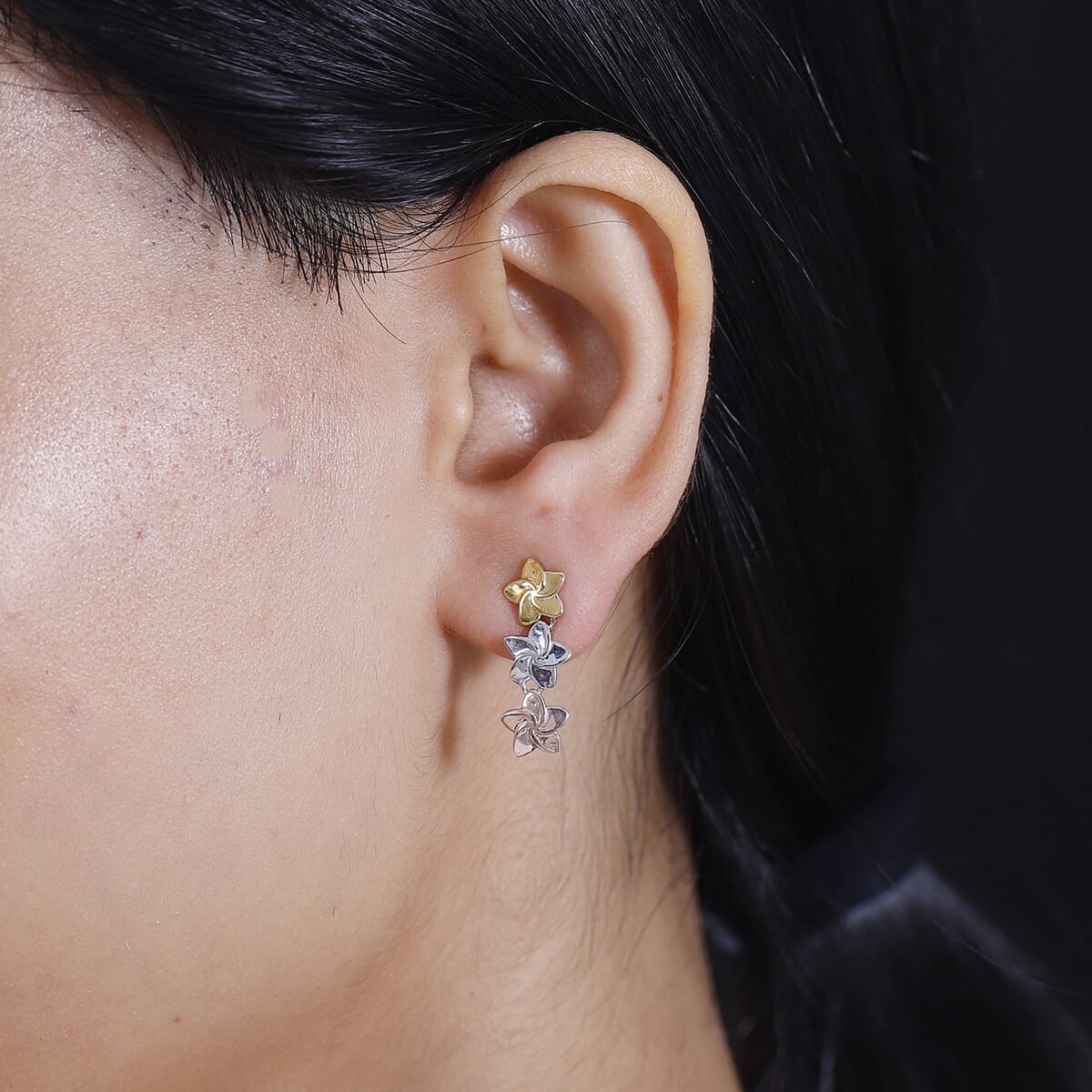 Flower Earrings in 14K YRG Over and Sterling Silver 3.30 Grams image number 2