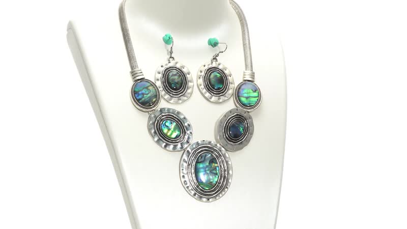 Abalone Shell Hammered Dangle Earrings and Necklace 18-20 Inch in Silvertone