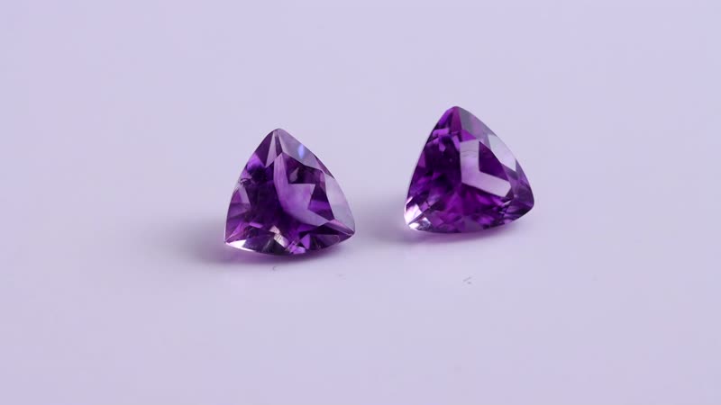 AA Mashamba Amethyst Set of 2 (Trl 8 mm) 1.55 ctw Loose Gemstone