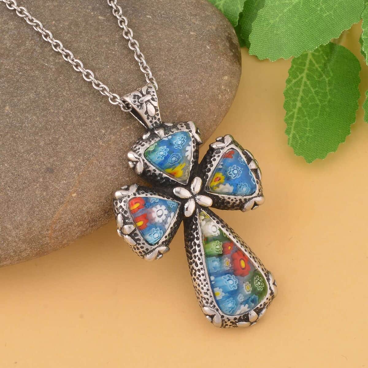 Murano Style Cross Pendant Necklace 20 Inches in Stainless Steel image number 1