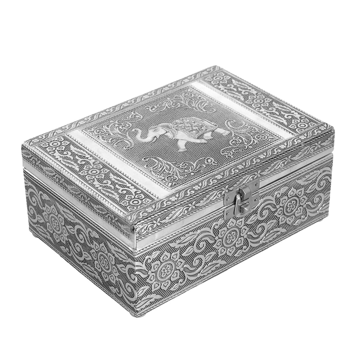Aluminum Oxidized Elephant Pattern Jewelry Box with Tray image number 0