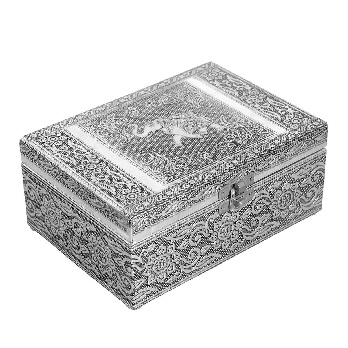 Aluminum Oxidized Elephant Pattern Jewelry Box with Tray image number 3