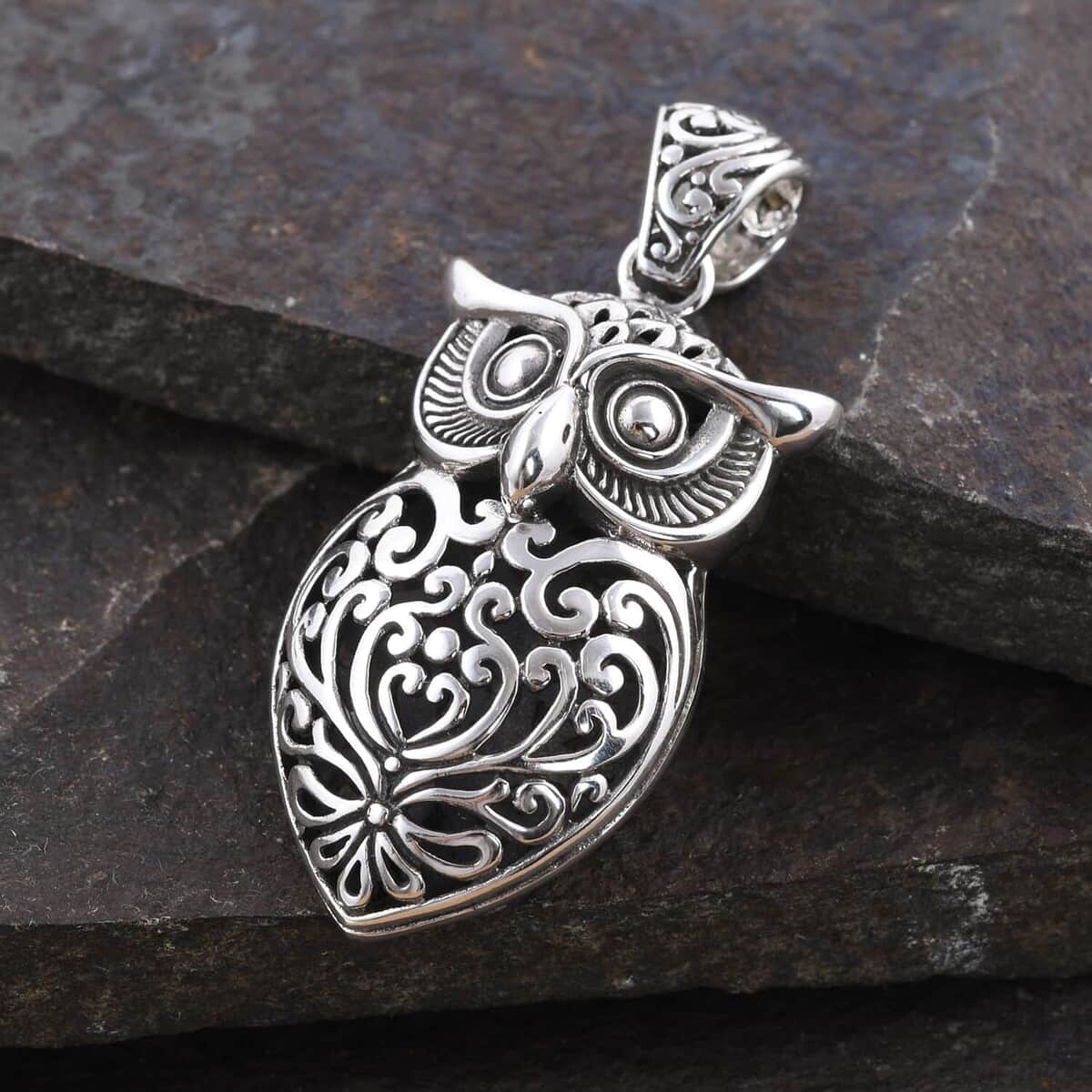 Bali Legacy Sterling Silver Owl Pendant, Silver Jewelry For Women, Stylish Pendant in Silver 9.1 grams image number 1