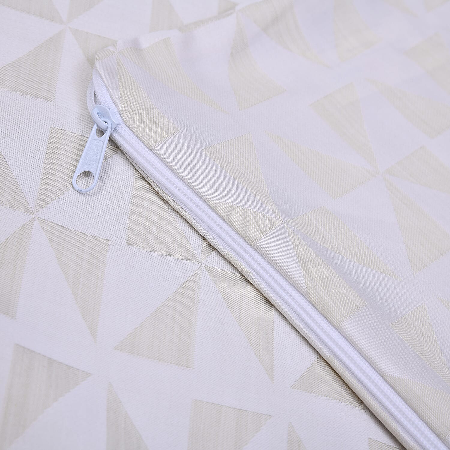 Standard - Product card gallery slide 4 (10144224837915)