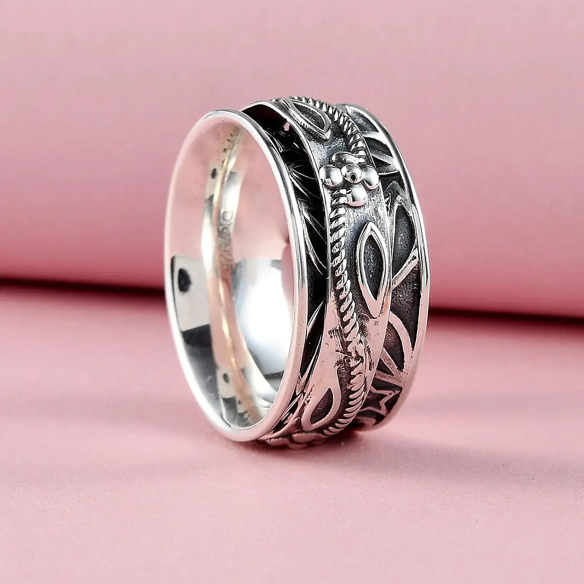 Floral Engraved / 10 - Product card gallery slide 2 (10144213827867)