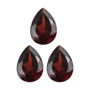 Mozambique Garnet Set of 3 (Pear 7x5 mm) 2.35 ctw Loose Gemstone