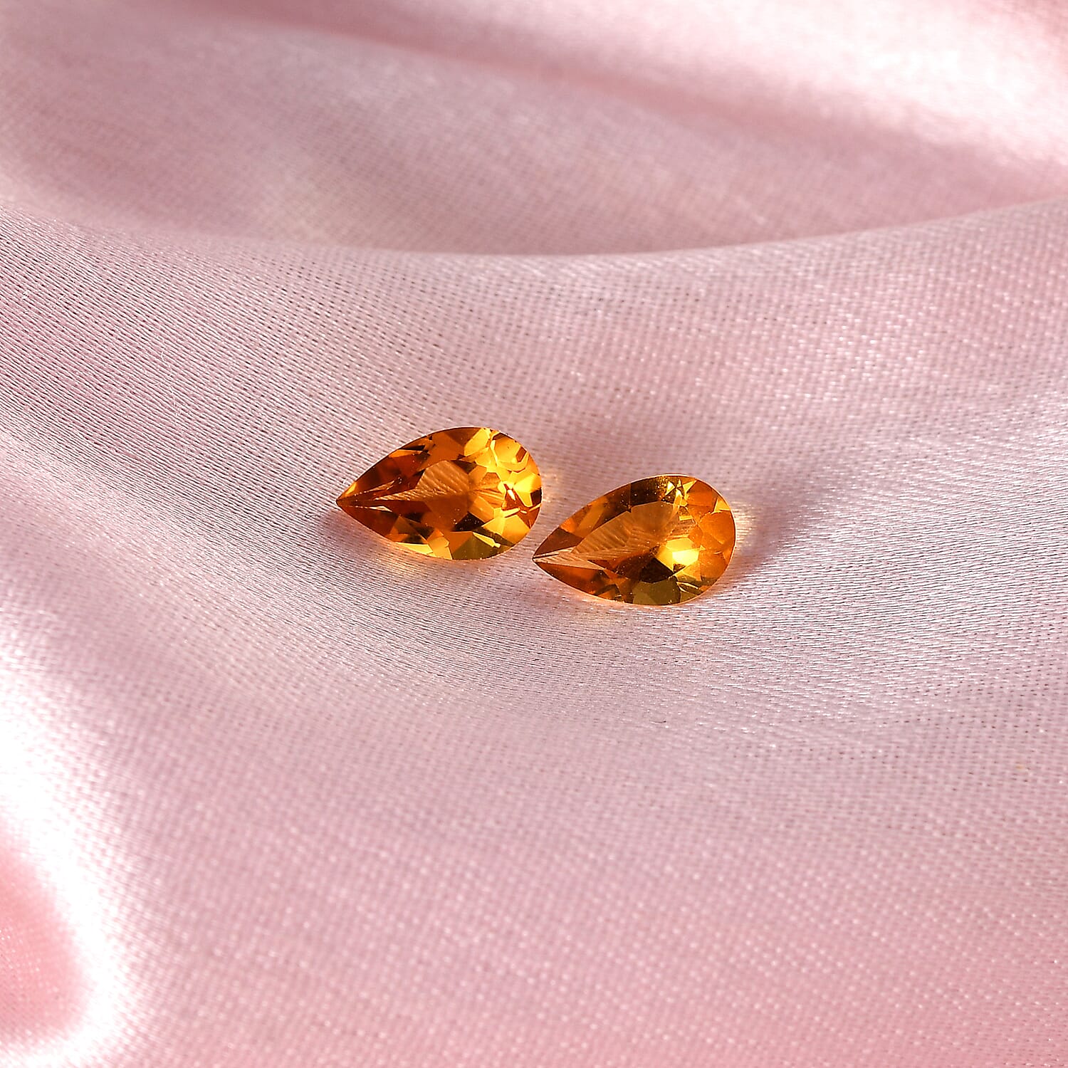 Serra Gaucha Citrine Set of 2 (Pear 8x5 mm) 1.31 ctw Loose Gemstone