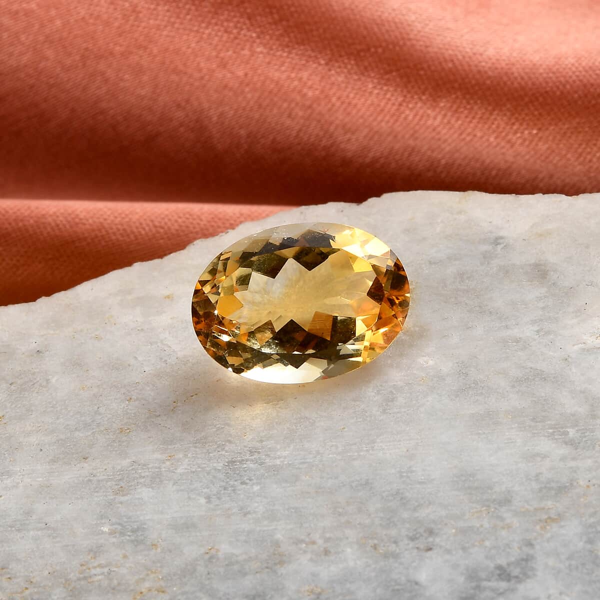 Brazilian Citrine (Ovl 14x10 mm) 4.76 ctw Loose Gemstone image number 1