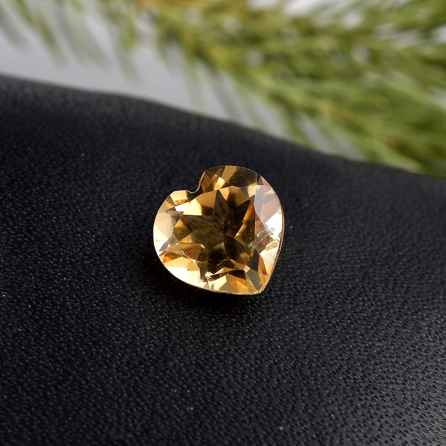 AA Brazilian Citrine (Hrt 8 mm) 1.55 ctw Loose Gemstone