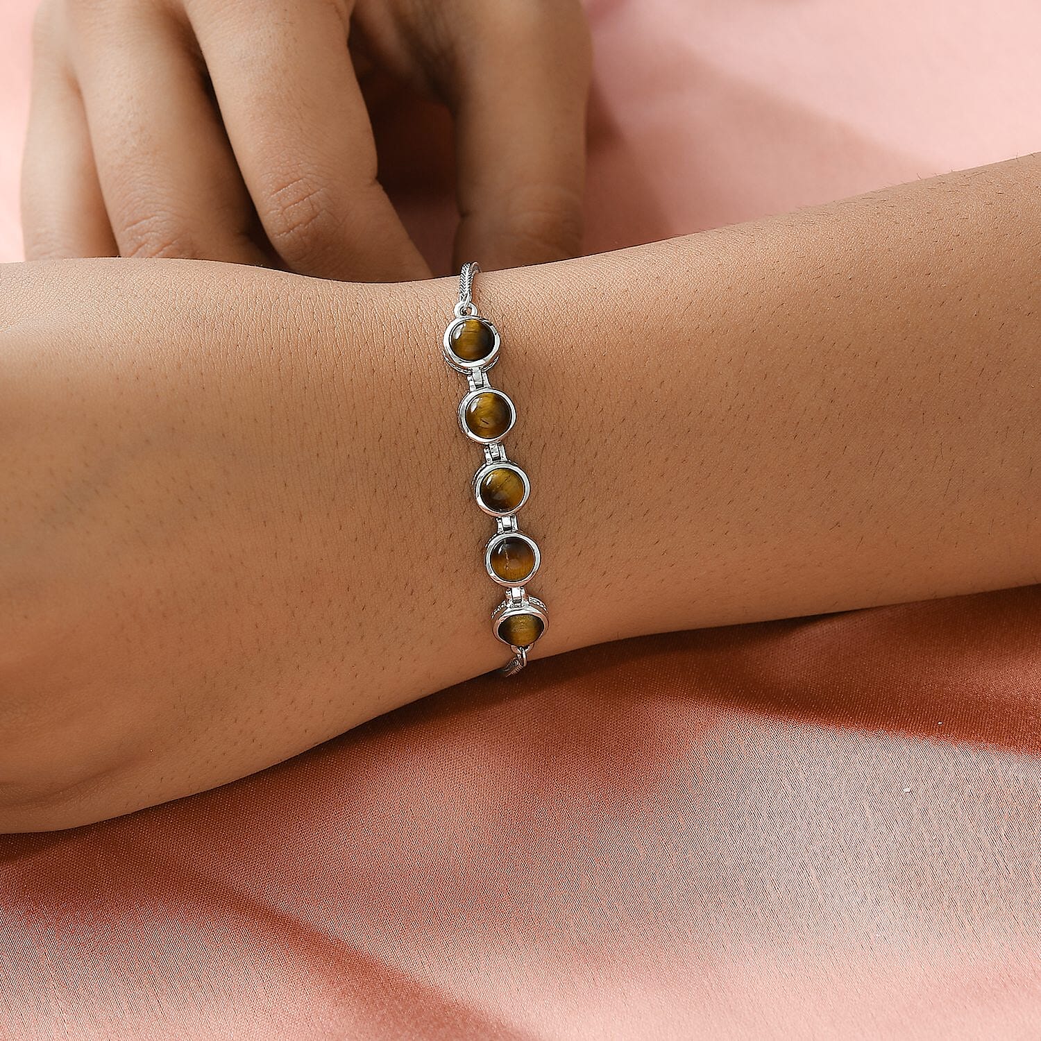 Default Title - Product card gallery slide 2 (10144235356443)