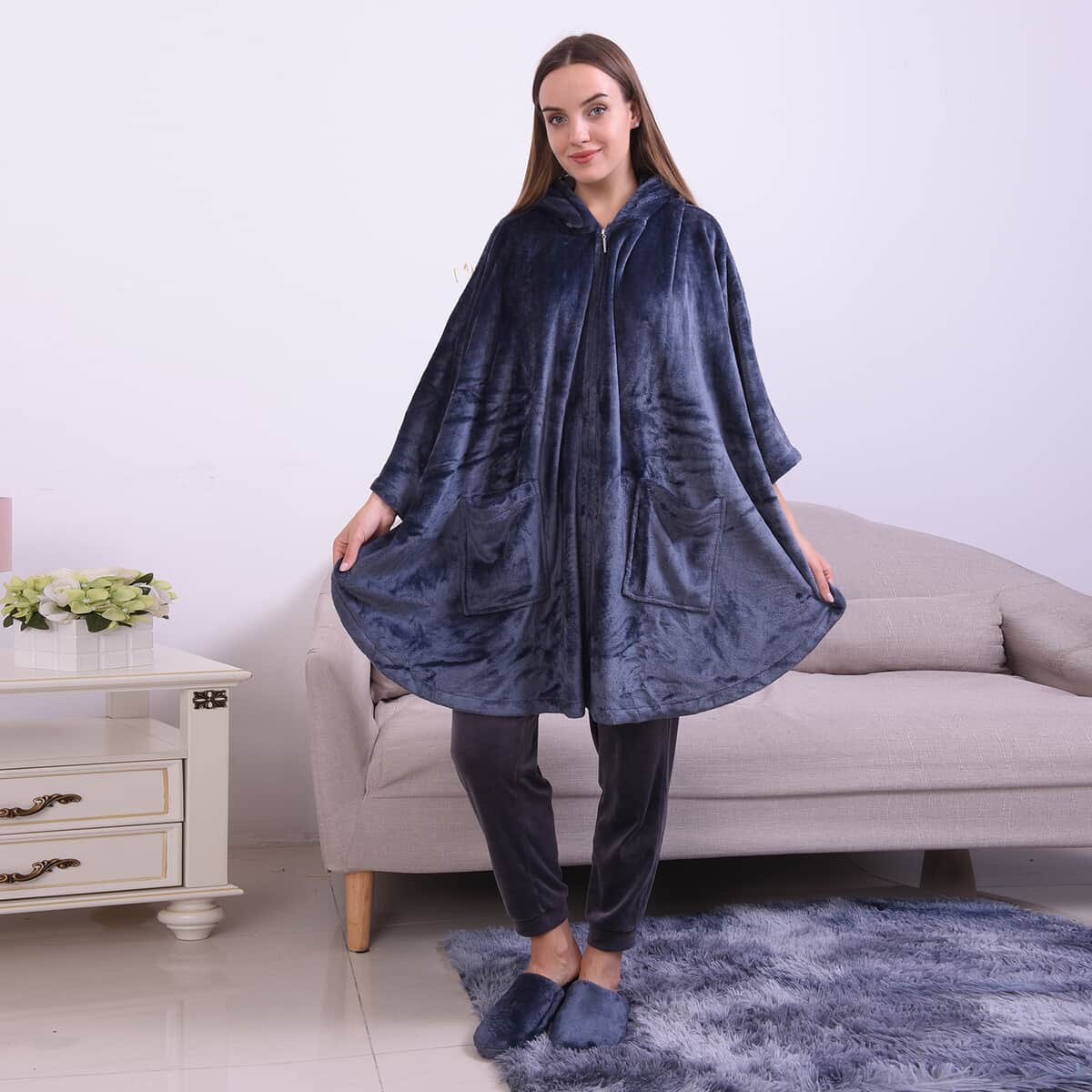 HOMESMART Pewter 100% Polyester Flannel Hooded Moon Shape Robe with Zipper (One Size) and Matching Anti Slip Rubber Slippers image number 0