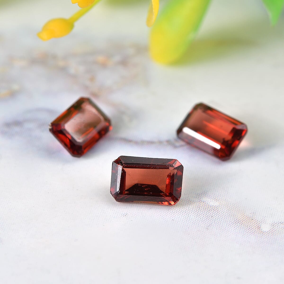 AA Mozambique Garnet Set of 3 (Oct 6x4 mm) 1.90 ctw Loose Gemstone image number 1