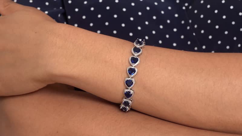 Simulated Blue Diamond Heart Bracelet in Silvertone (7.00 In)
