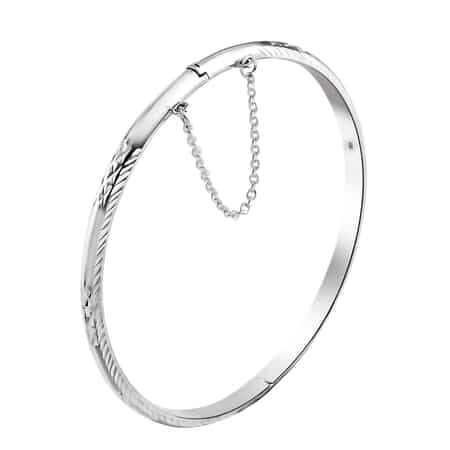 Sterling Silver Diamond Cut Bangle Bracelet (7.50 in) 7.85 Grams image number 0