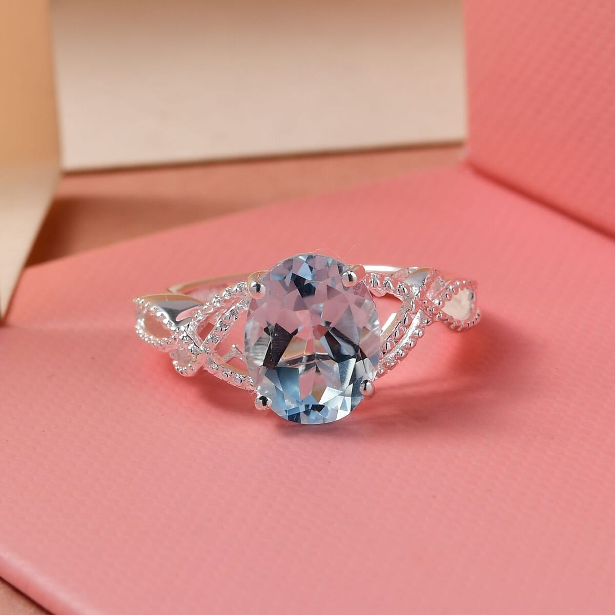 Sky Blue Topaz 3.00 ctw Loose Braid Solitaire Ring in Sterling Silver (Size 6.0) image number 3