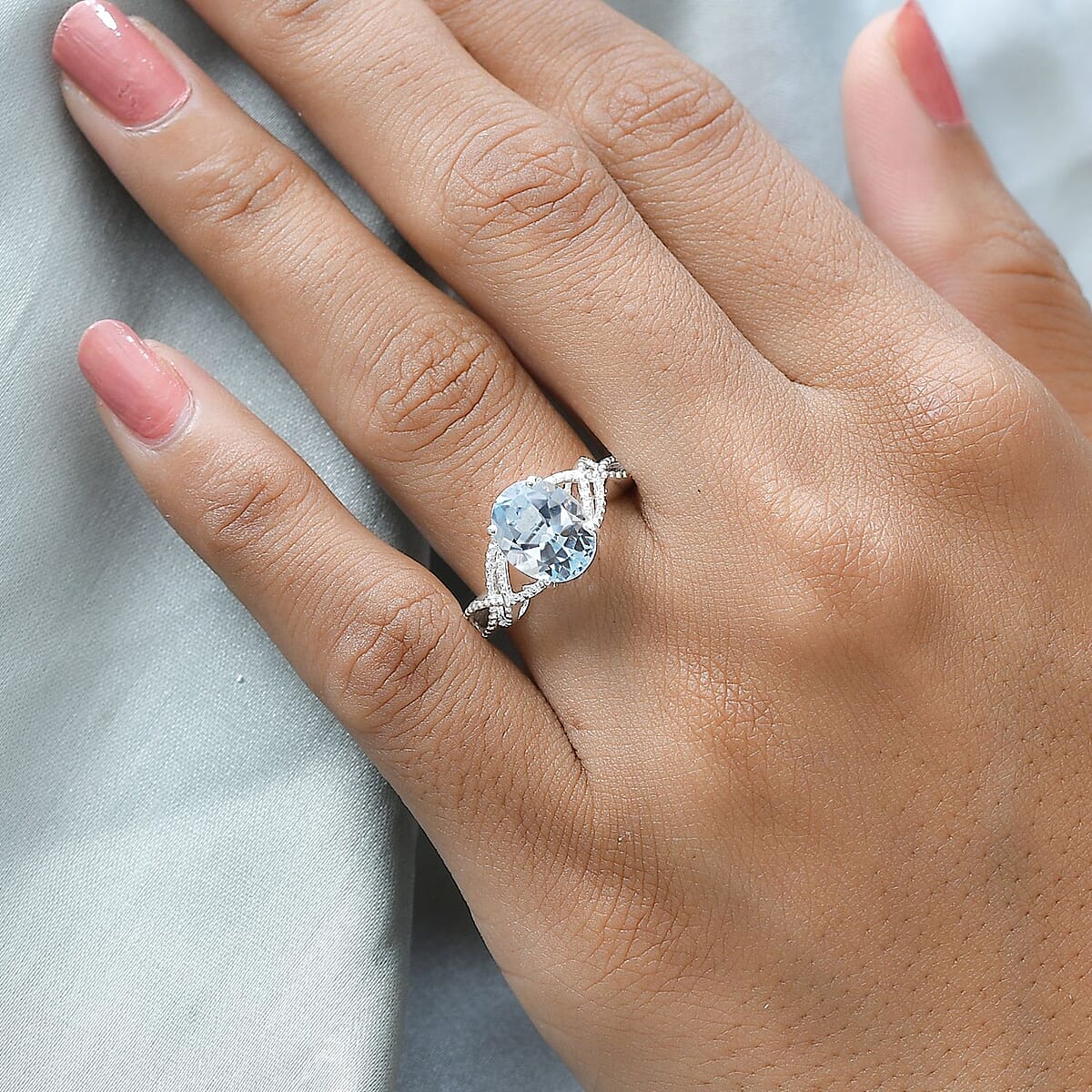 D'Joy Sky Blue Topaz 3.00 ctw Loose Braid Solitaire Ring in Sterling Silver (Size 9.0) image number 1