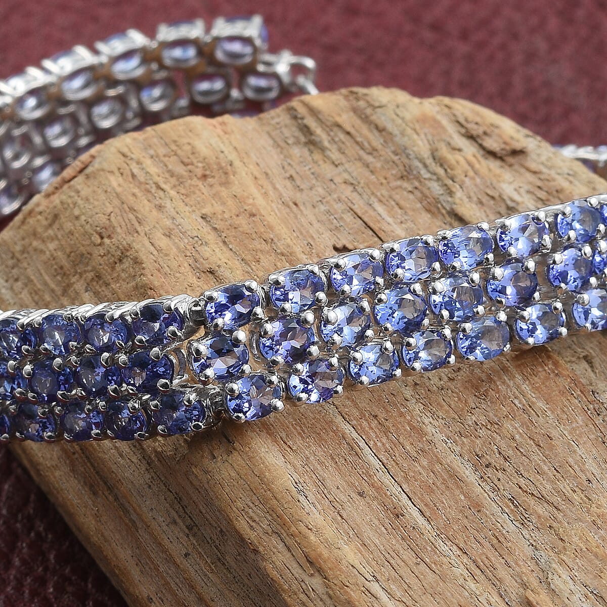 Tanzanite Bracelet in Sterling Silver 18.66 Grams (7.50 In) 18.24 ctw image number 1
