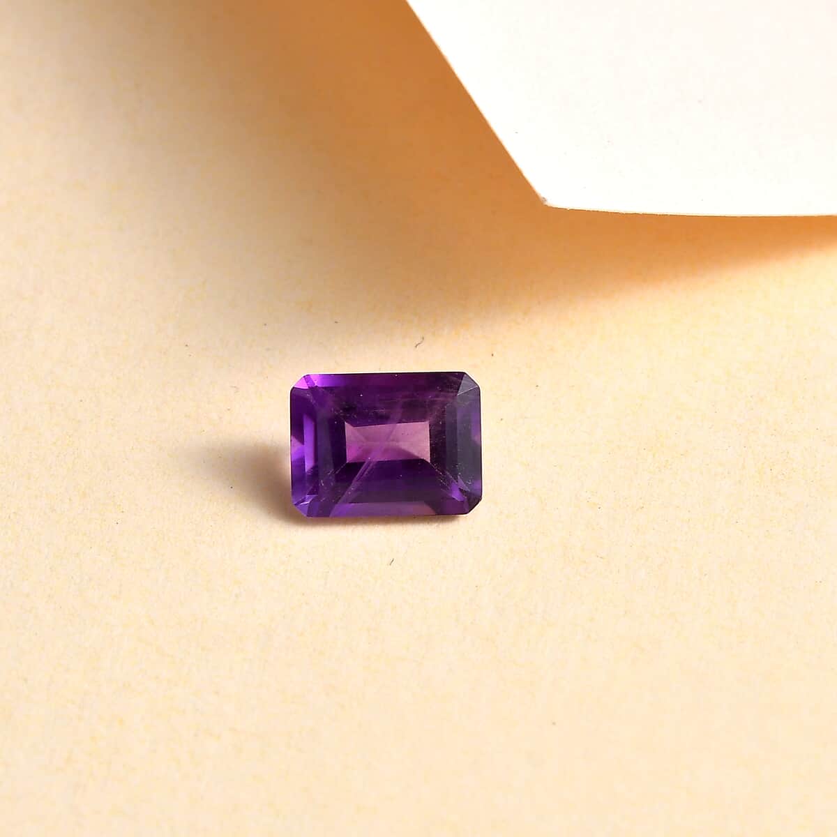 African Amethyst (Oct 8x6 mm) 1.39 ctw Loose Gemstone image number 1