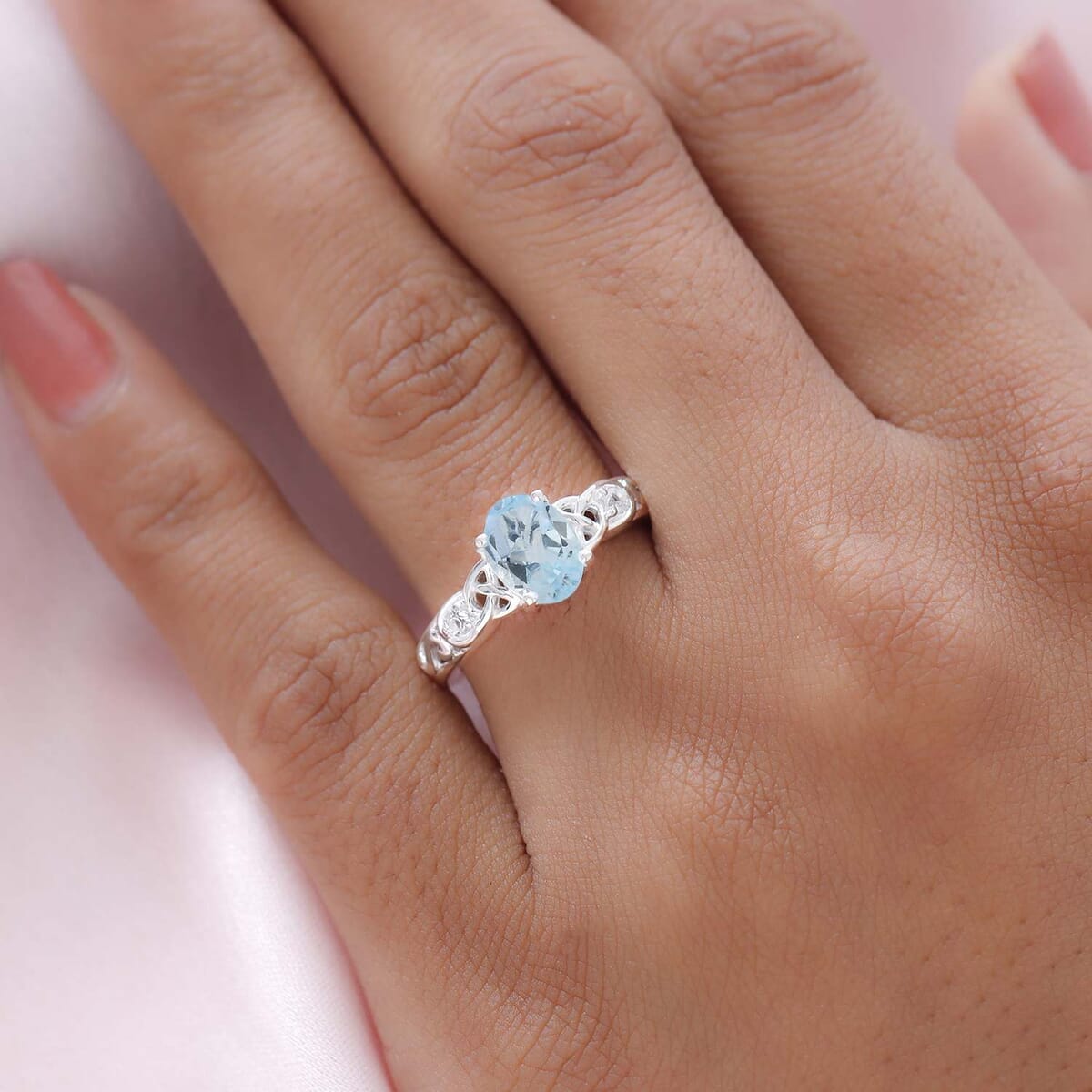 D'Joy Sky Blue Topaz, White Topaz 1.65 ctw Ring in Sterling Silver, Promise Rings (Size 7.0) image number 2