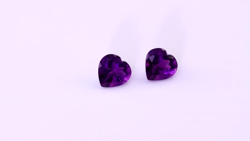 AA African Amethyst Set of 2 (Hrt 7 mm) 1.96 ctw Loose Gemstone