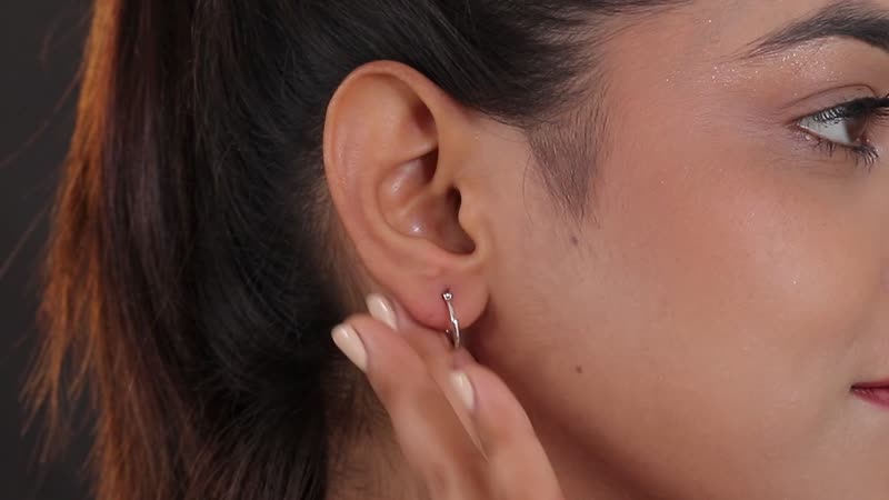RHAPSODY Hoop Earrings in 950 Platinum with Appraised Certificate 1.80 Grams