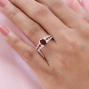 D'Joy Mozambique Garnet Ring in Sterling Silver 1.40 ctw (Size 5.0)