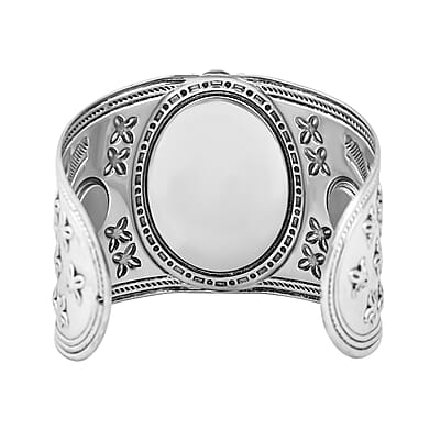 Constituted Pink Howlite 139.00 ctw Floral Cuff Bracelet (7.50-8.50 In), Earrings and Pendant Necklace 26-30 Inches in Silvertone 