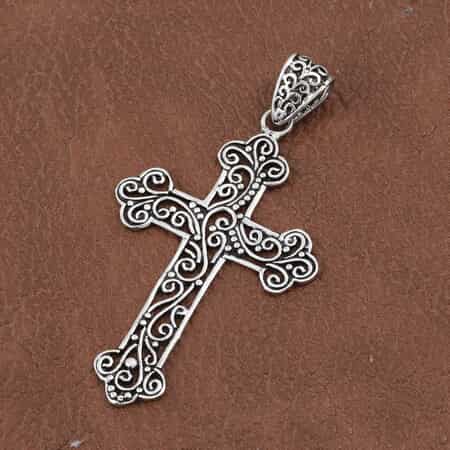 Artisan Crafted Openwork Cross Pendant in Sterling Silver 4.7 Grams image number 1