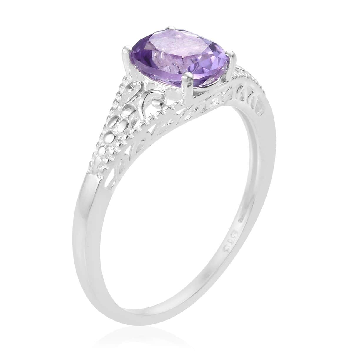 Bolivian Amethyst 1.65 ctw Solitaire Ring in Sterling Silver (Size 11.0) image number 3