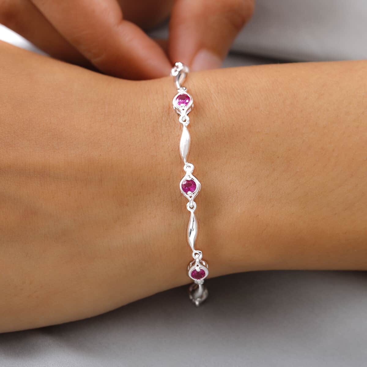 Simulated Red Diamond Station Bracelet in Sterling Silver (7.25 In) image number 3
