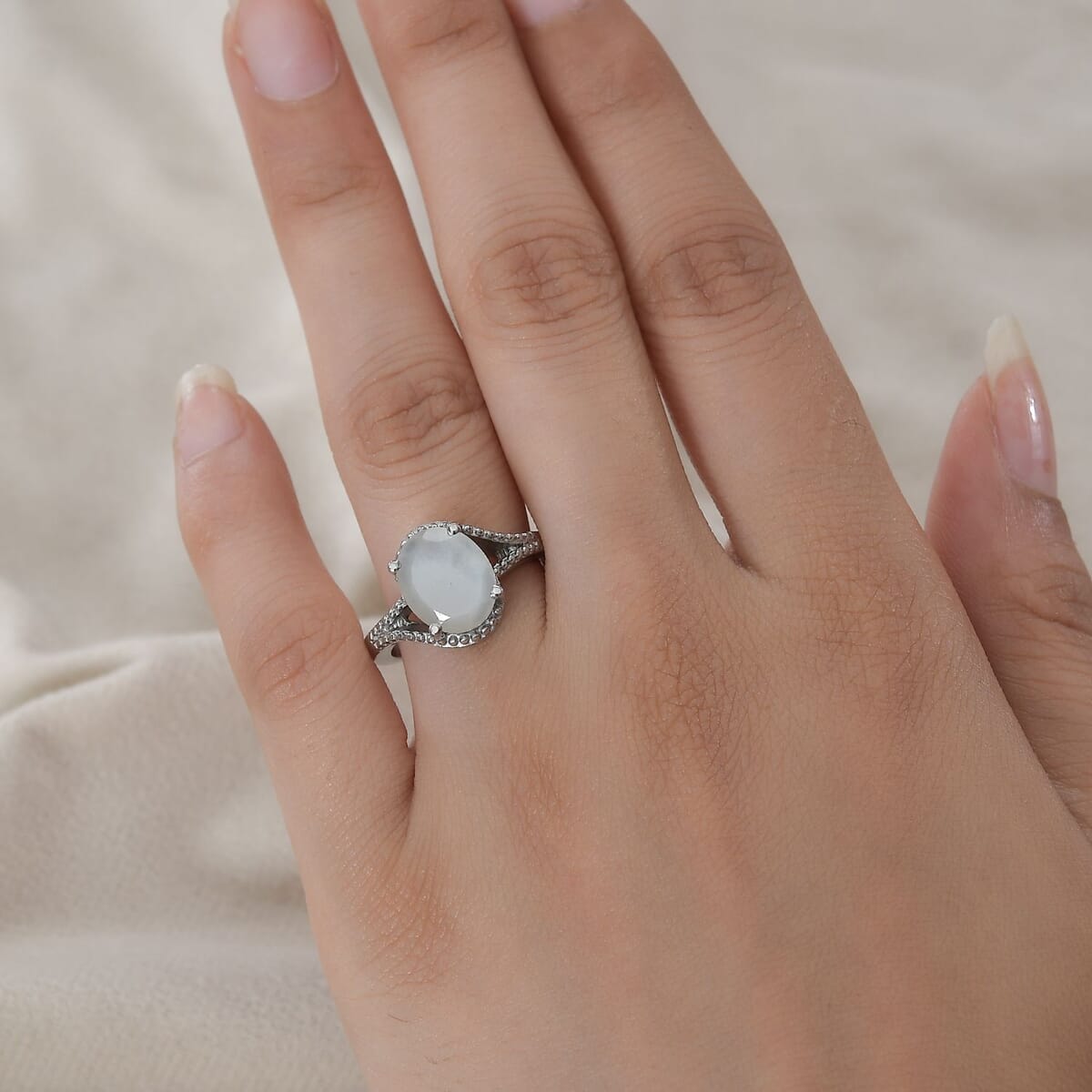 Sri Lankan Silver Moonstone 3.25 ctw Split Shank Ring in Stainless Steel (Size 8.0)  image number 2