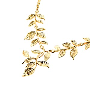Leaf Earrings and Necklace in Goldtone 22-25 Inches
