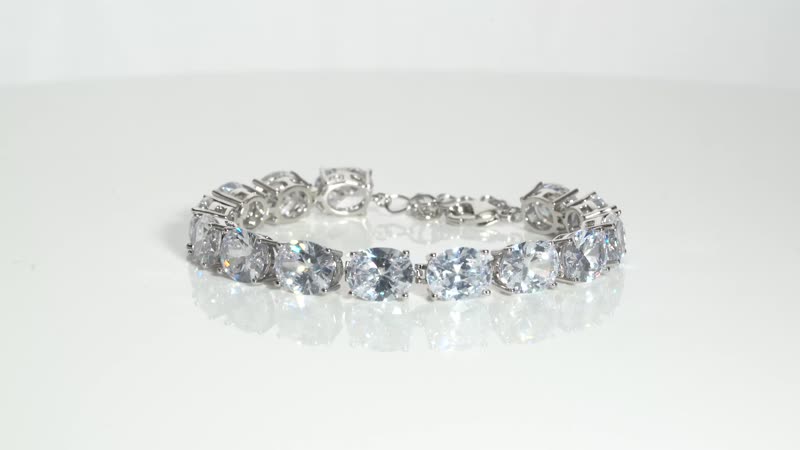 Simulated Diamond Bracelet in Silvertone (8.00 In)