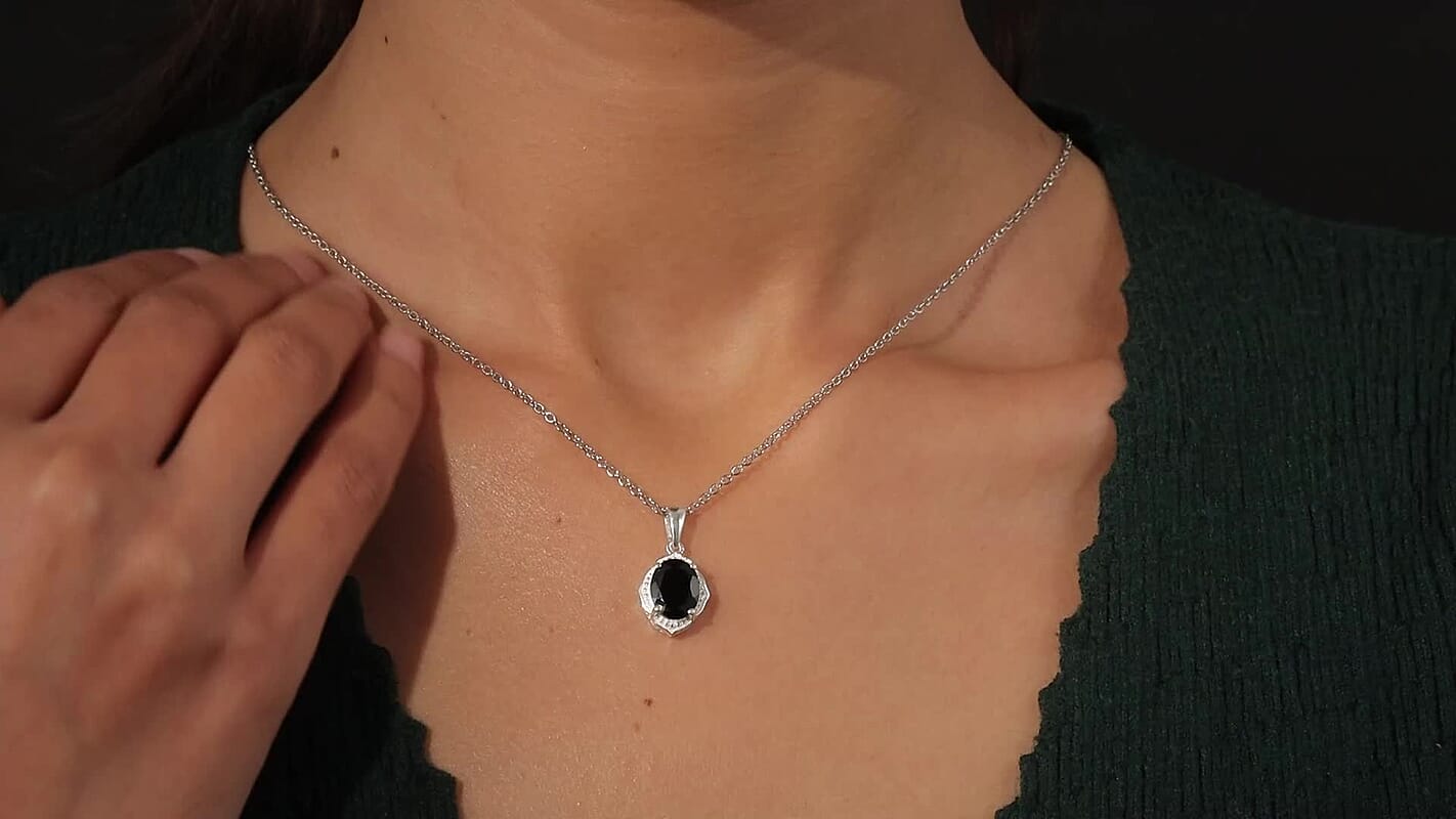 Natural Thai Black Spinel Magnetic Clasp Pendant Necklace 20 Inches in Sterling Silver and Stainless Steel 3.25 ctw