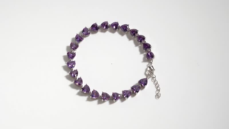 Simulated Purple Diamond Bracelet in Silvertone (8.00 In)