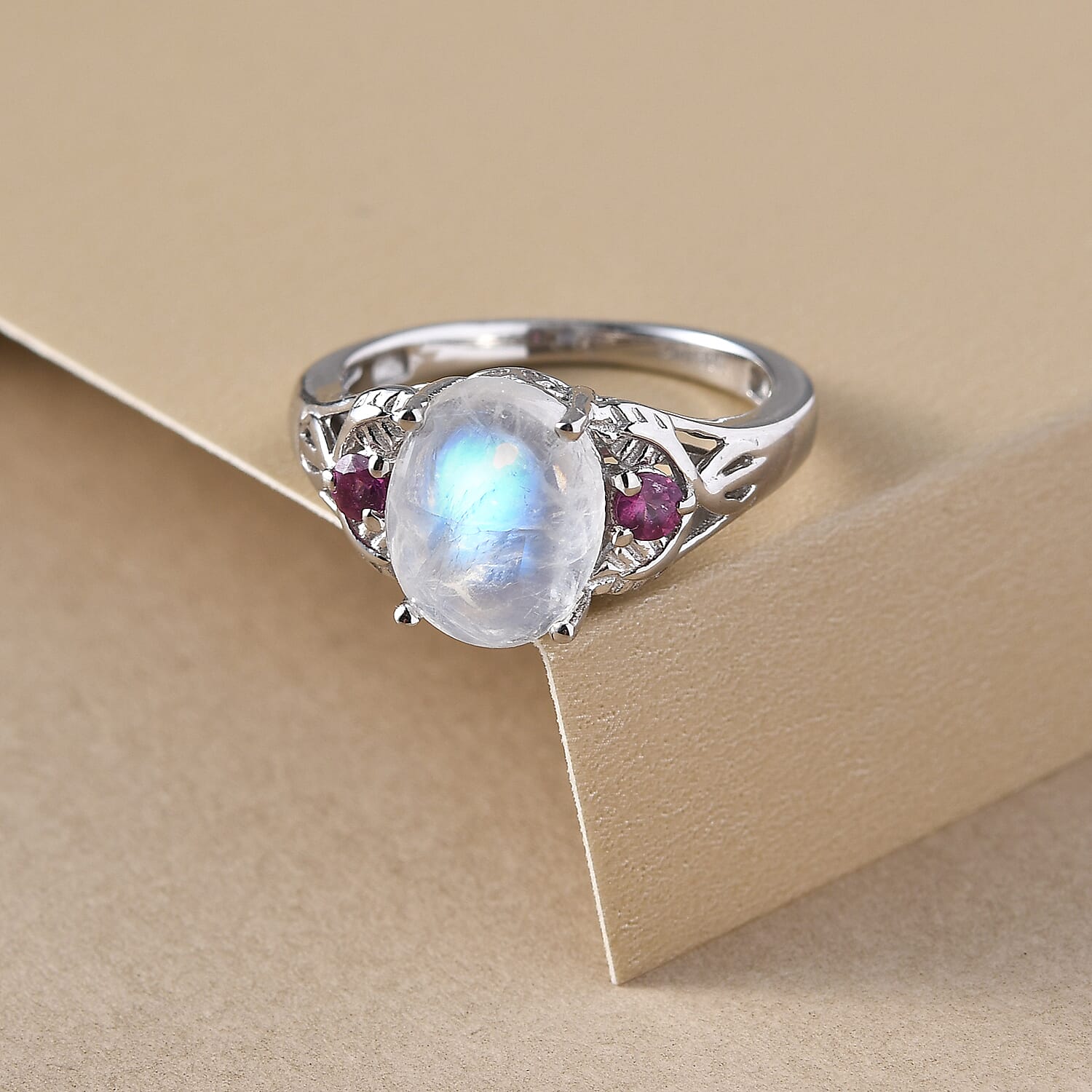 D'Joy Kuisa Rainbow Moonstone and Orissa Rhodolite Garnet Ring in Platinum Over Sterling Silver (Size 10.0) 3.25 ctw