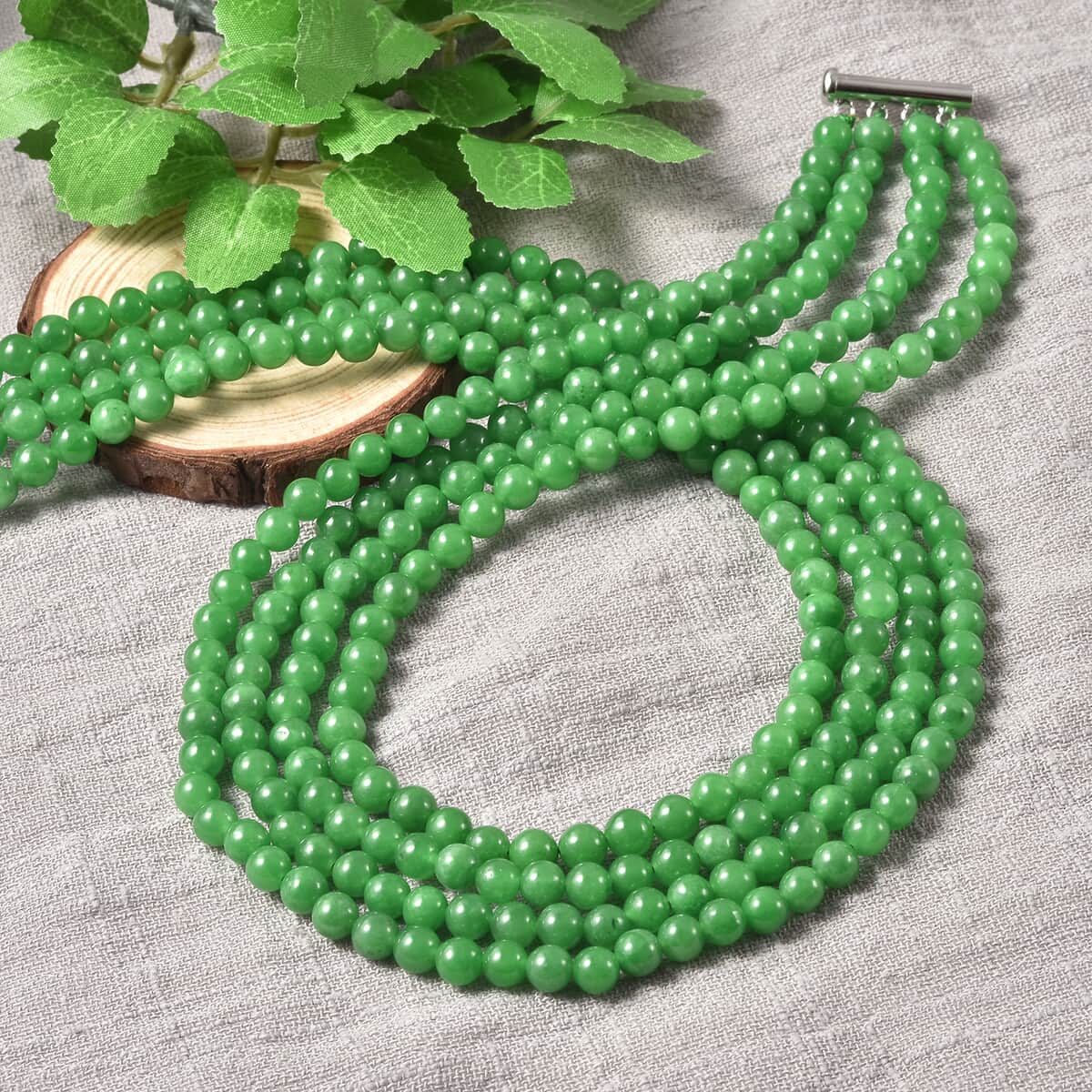 Green Jade Beaded Multi Strand Necklace 18 Inches in Sterling Silver 583 ctw image number 1