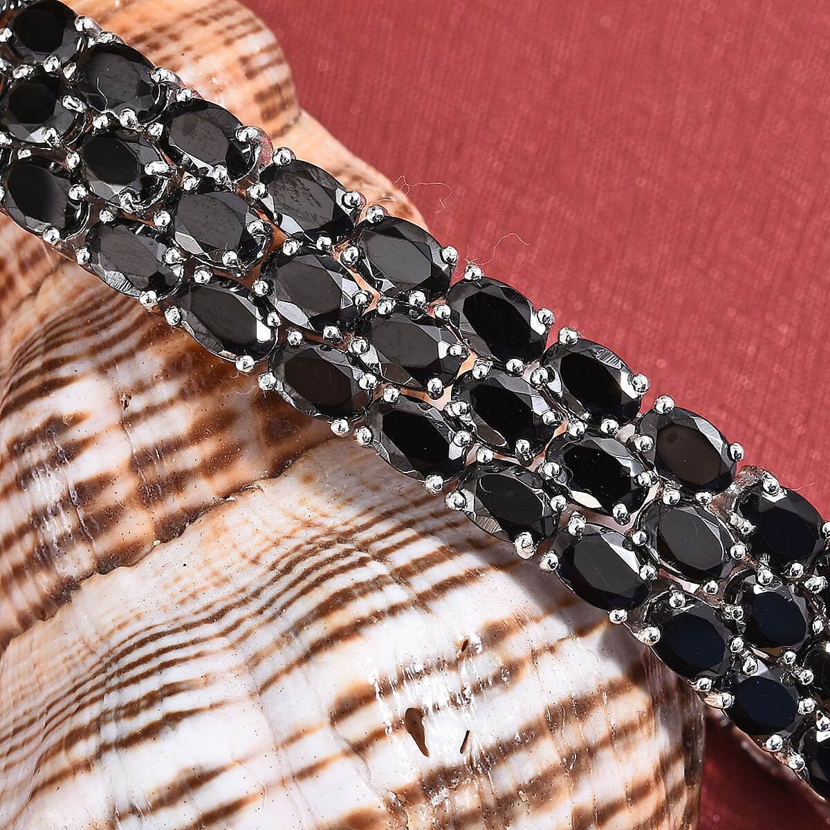 Shungite Cluster Bracelet in Platinum Over Sterling Silver (8.00 In) 33.60 ctw